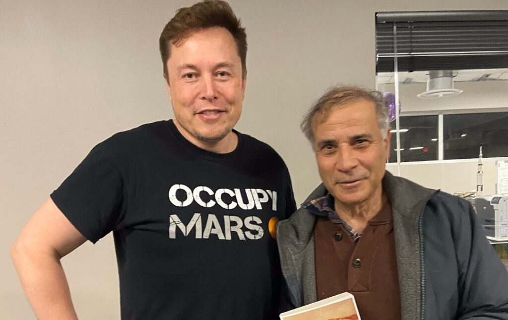 Elon MUsk and Dr. Zubrin are two of the world's greatest Mars enthusiasts.