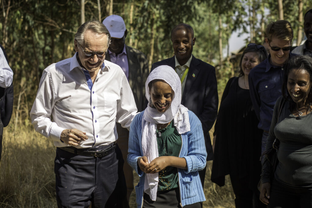 In 2014, Eliasson visited Ethiopia. He has worked both with peace negotiations and humanitarian projects. 