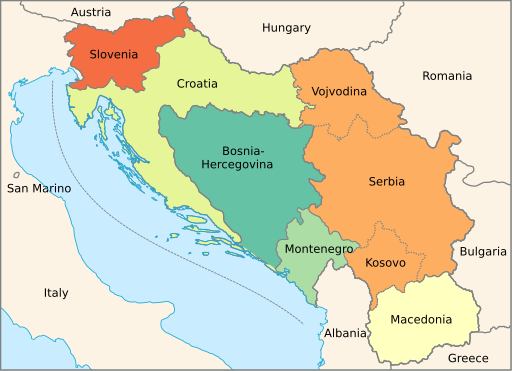 Karta över Jugoslavien och dess sex delrepubliker: Slovenien, Kroatien, Bosnien, Montenegro, Makedonien och Serbien med de två autonoma provinserna Vojvodina och Kosovo.